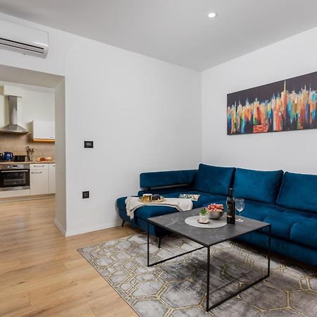 Cosy&Lux On Main Square, Korzo Rijeka Apartment ภายนอก รูปภาพ