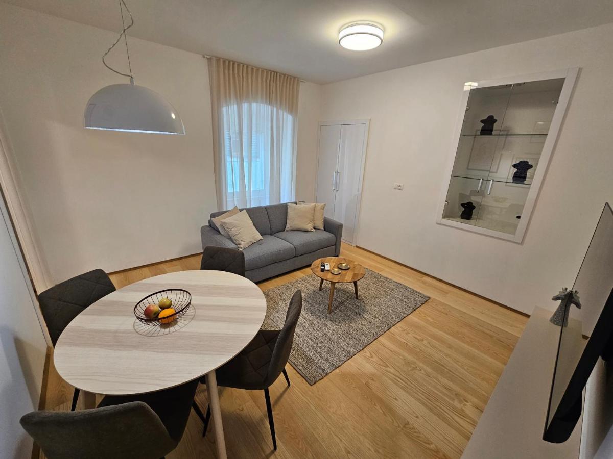 Cosy&Lux On Main Square, Korzo Rijeka Apartment ภายนอก รูปภาพ