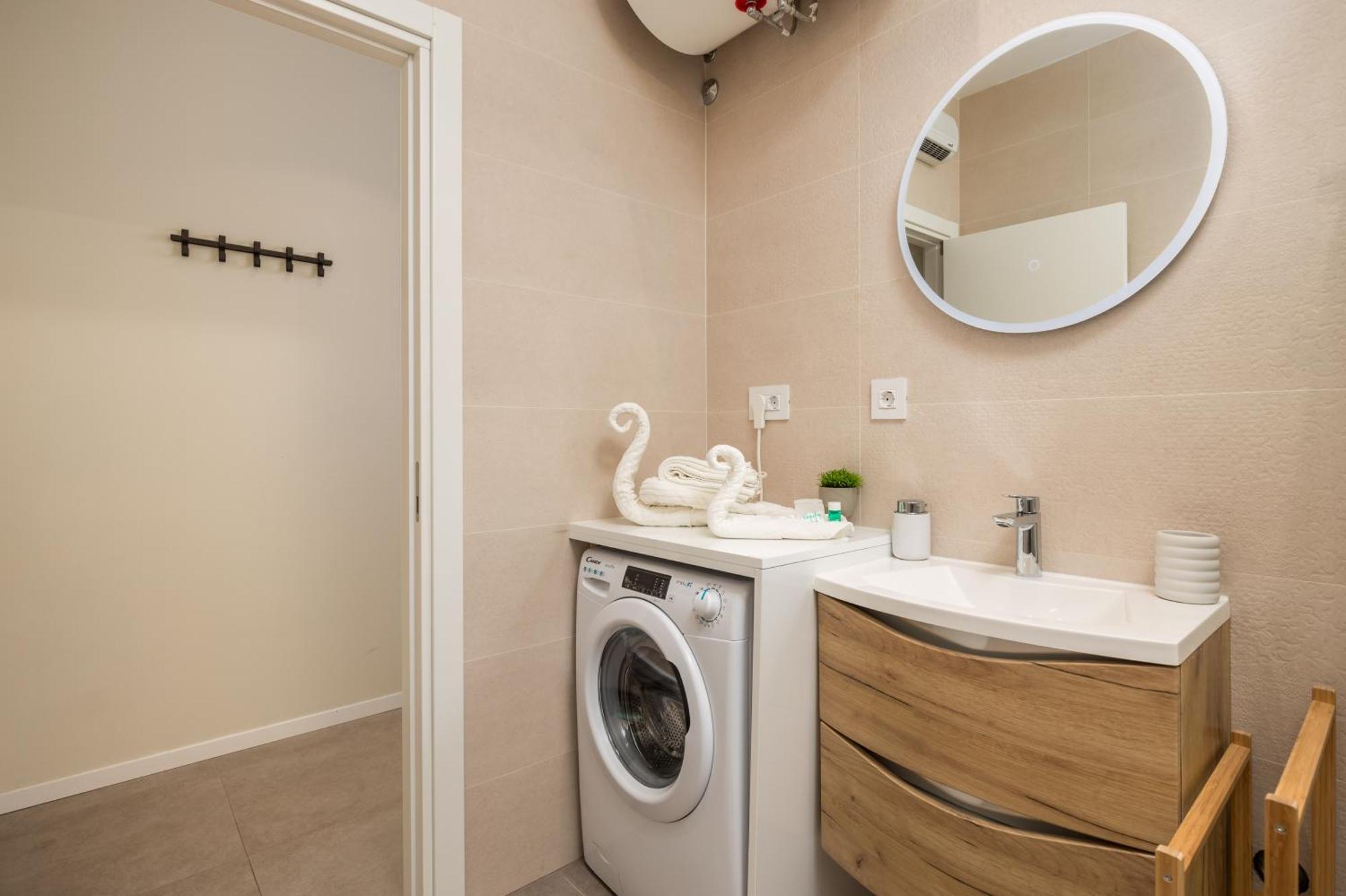 Cosy&Lux On Main Square, Korzo Rijeka Apartment ภายนอก รูปภาพ